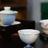 Floral Edge Reactive Glaze Cup