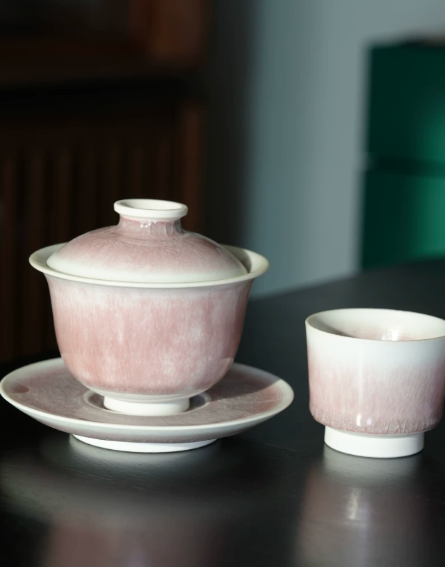 Pink Crackled Glaze Tea Bowl Set